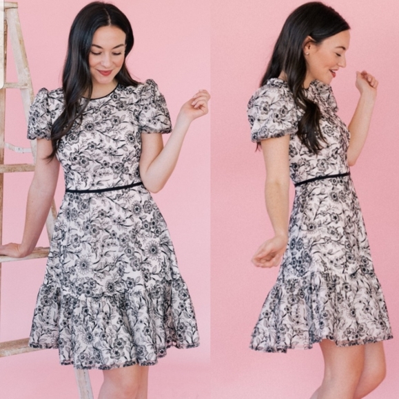 Gal Meets Glam Viola Raffia Floral Embroidered 0 - Picture 1 of 10